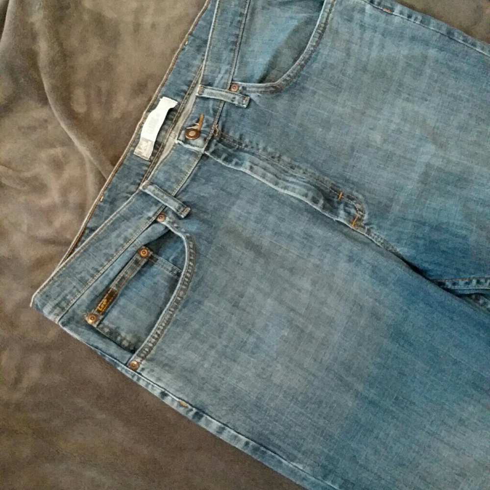 Lee jeans. 38 x 32